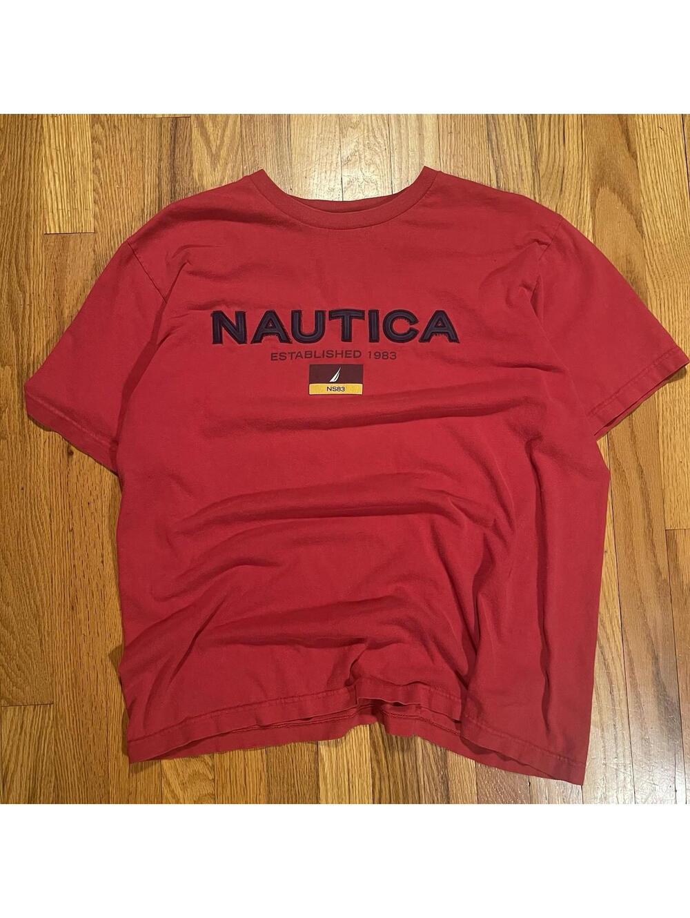 Nautica Vintage 90s Tee  Big Logo Spell Out Embroidered Patch T-Shirt Red Mens L